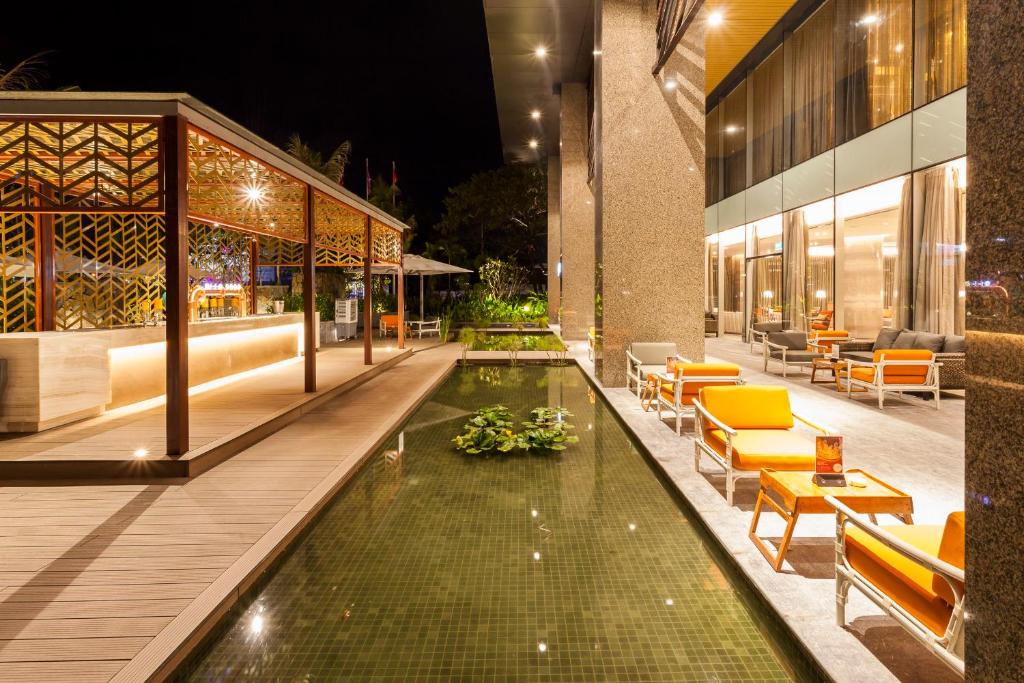 Seize the artisanal essence of Laos’s rooftops